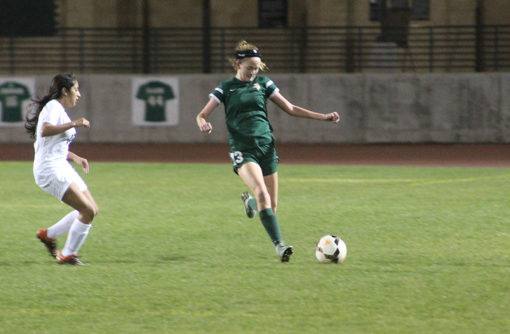 Kingsburg shuts out Dinuba